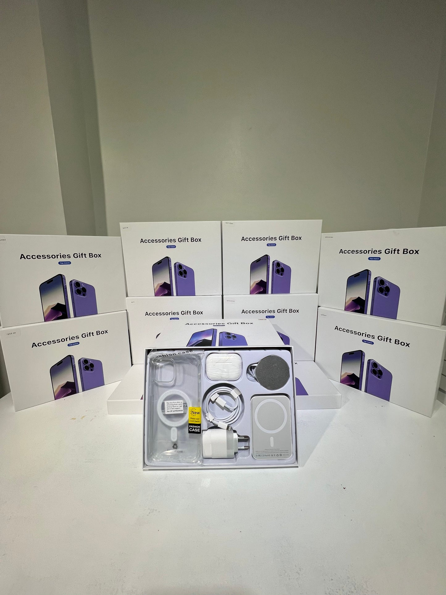 Accessories Box iPhone